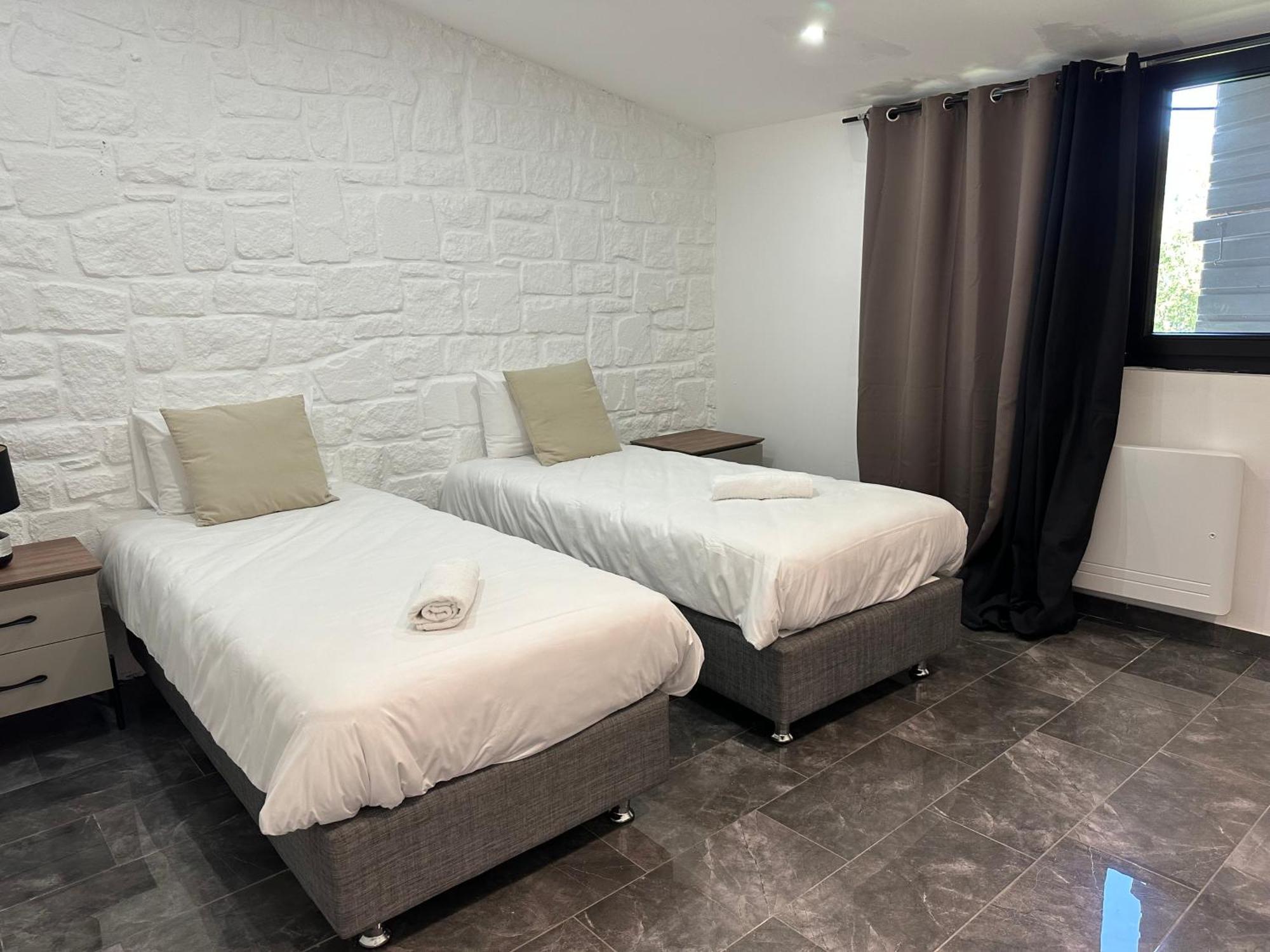 Hotel Parc Les Cigognes アルベ エクステリア 写真